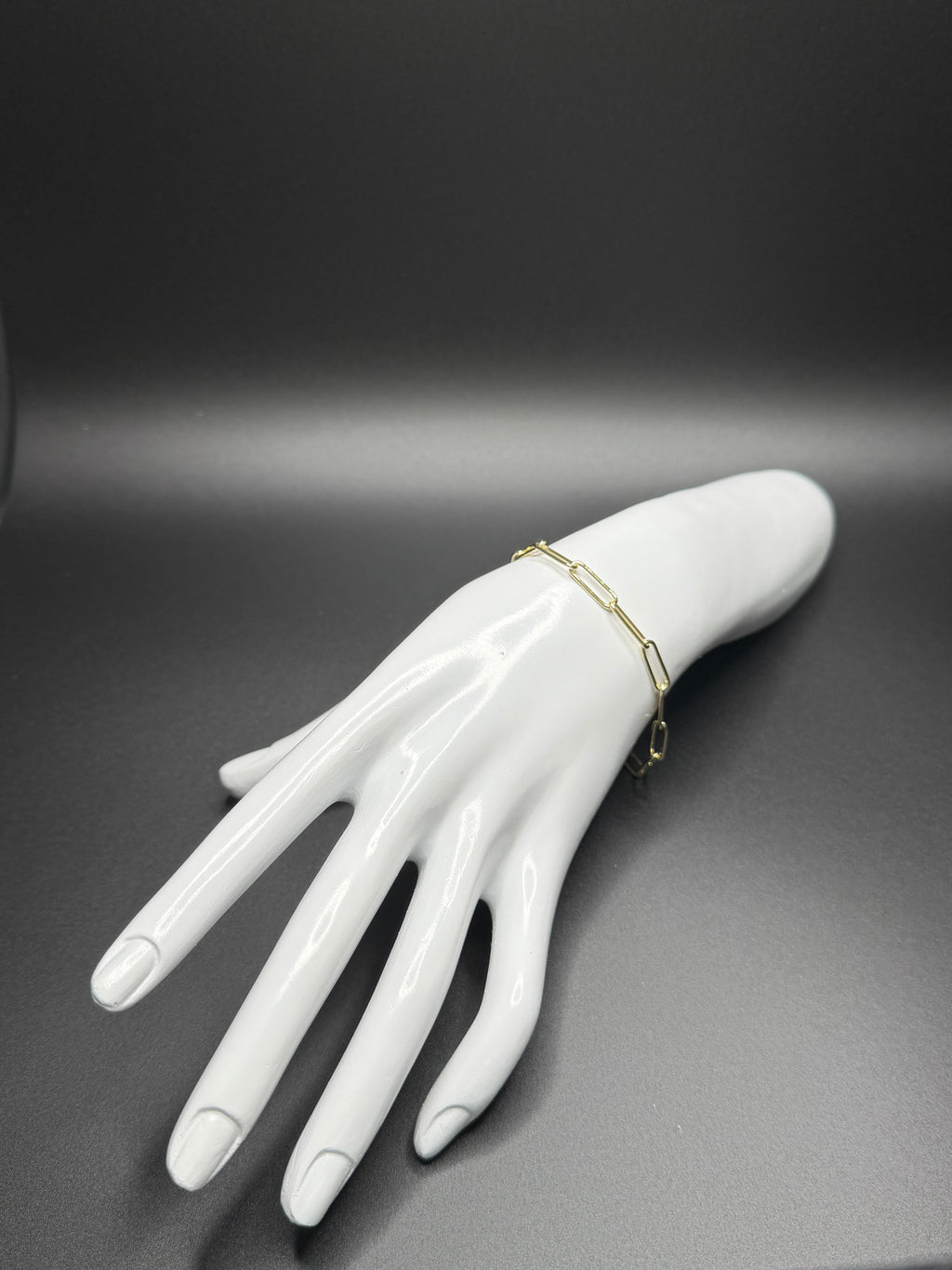 #G932 Paperclip