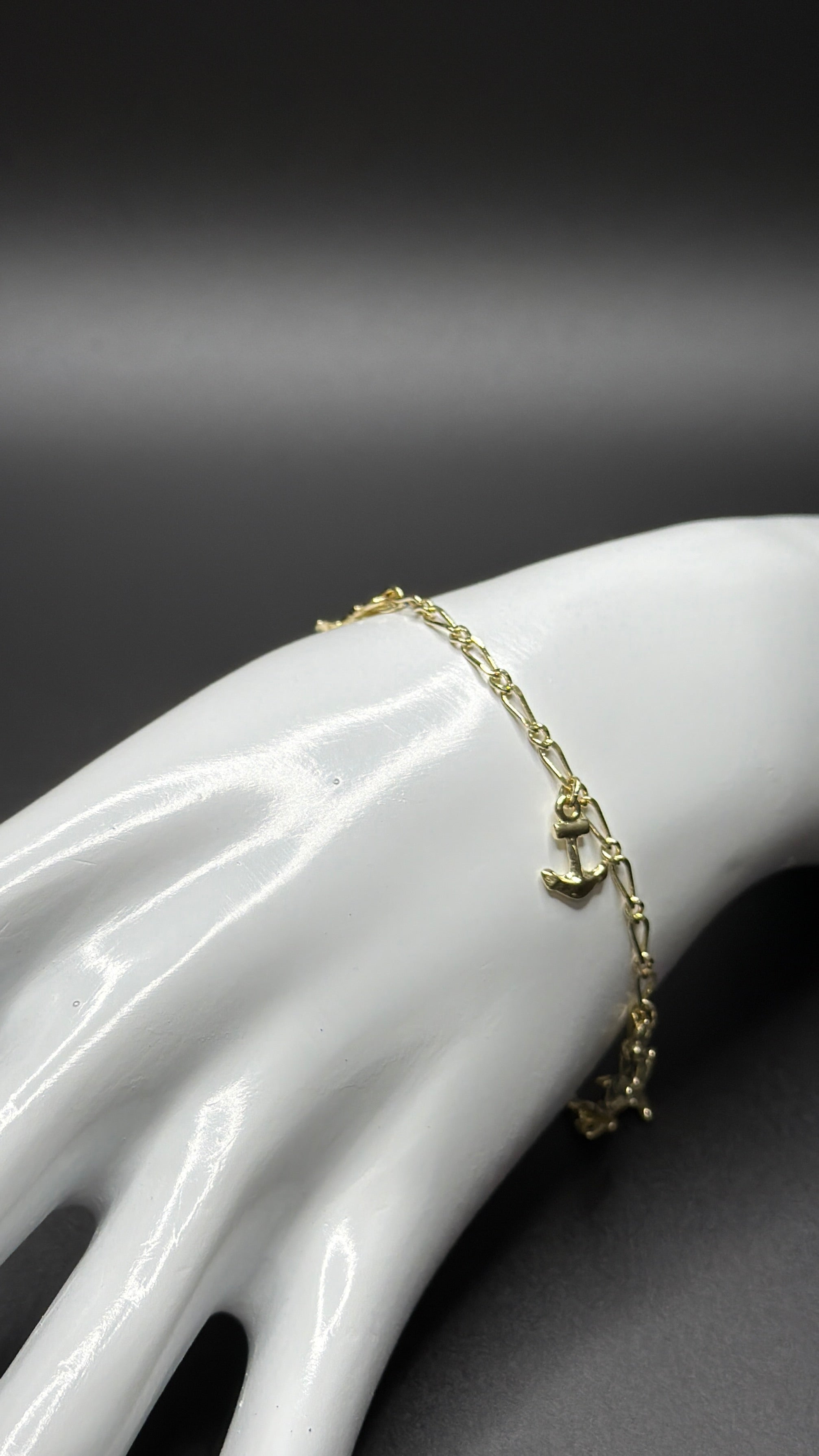 #G891 Figaro/dangling anchors