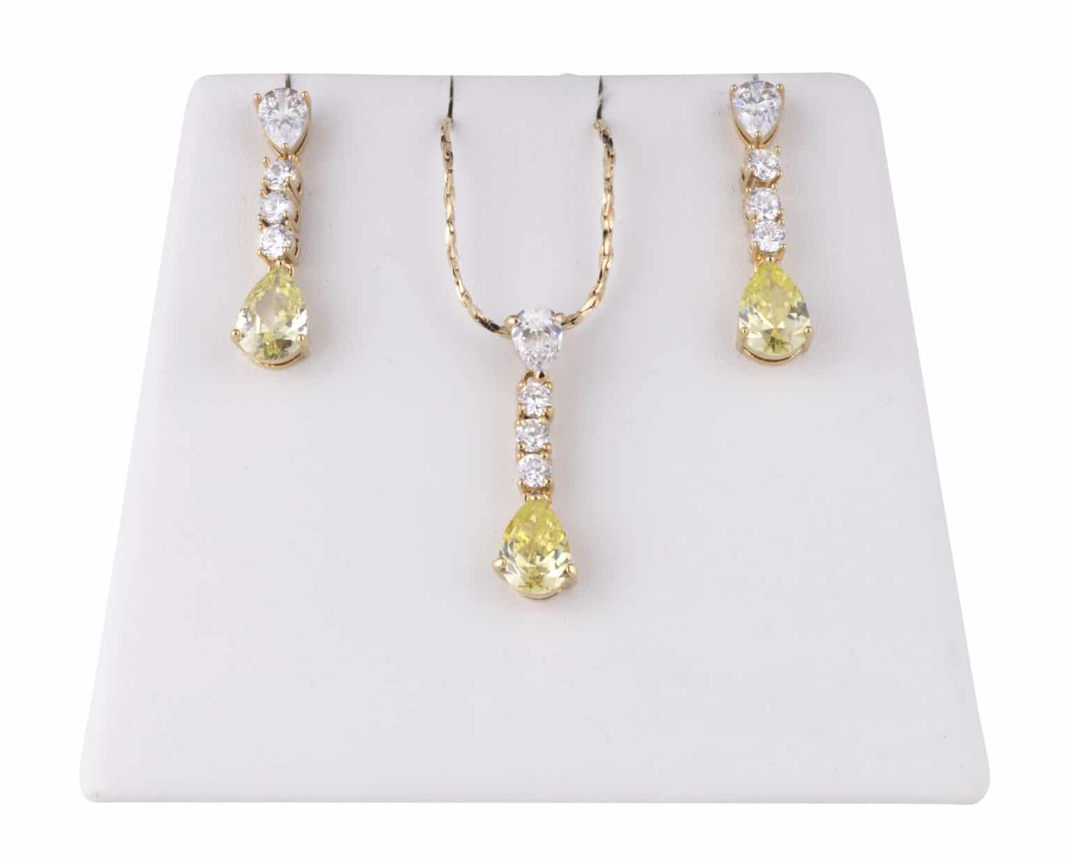 Set 21 – CZ Peridot Teardrop Set