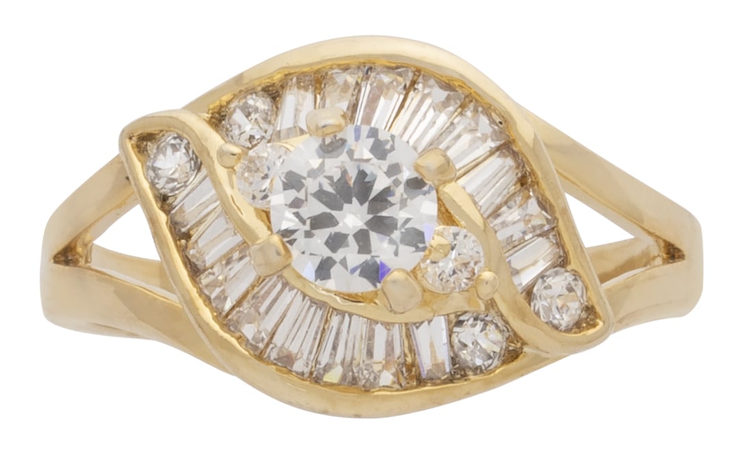 LR-233 | Ladies Ring CZ/Round Center Stone